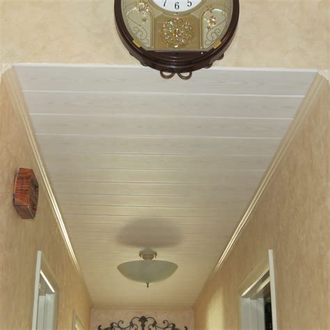 Ceiling Hallway in Country White Planks – Photo Contest