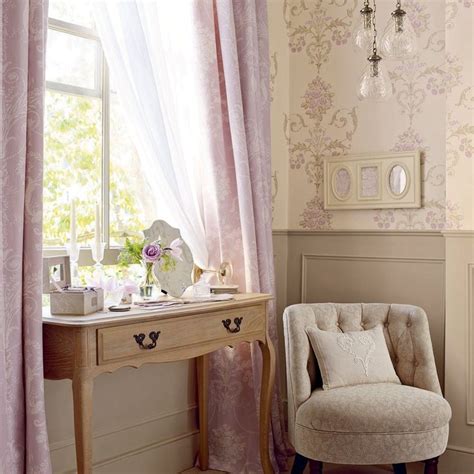 Laura Ashley Henrietta Wallpaper In Lavender Purple Wallpaper