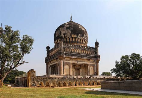 Qutub Shahi Tombs