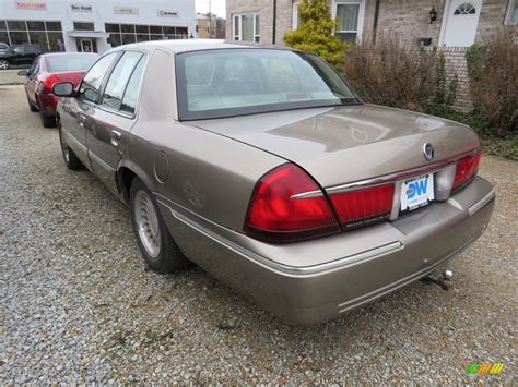 2002 Spruce Green Metallic Mercury Grand Marquis LS 131220499 Photo