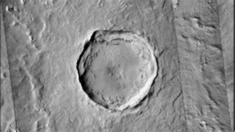 Single enormous object left 2 billion craters on Mars, scientists ...