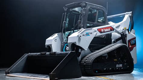 Bobcat T7X une chargeuse compacte sur chenilles 100 électrique