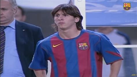 Who played alongside Messi in his Barcelona debut in 2004 & where are ...