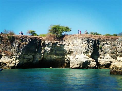 Tour Pink Beach Lombok Daily Full Packages