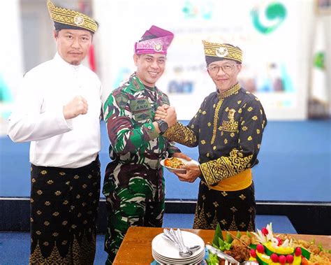 Komandan Yonmarhanlan Iv Batam Hadiri Upacara Peringatan Hari Jadi Kota