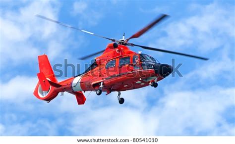 6,582 Red Rescue Helicopter Images, Stock Photos, 3D objects, & Vectors | Shutterstock