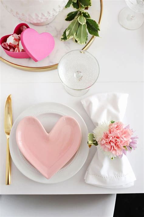 Flower Napkin Ring Diy A Beautiful Mess Valentines Day Decorations