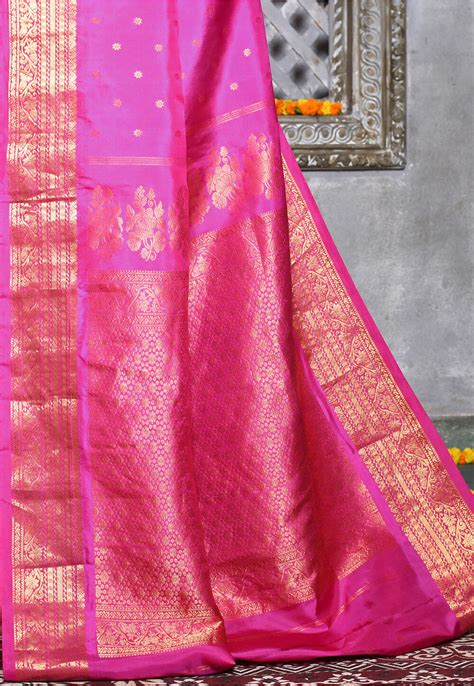 Buy Handloom Pure Silk Gadwal Saree In Fuchsia Online Smua Utsav