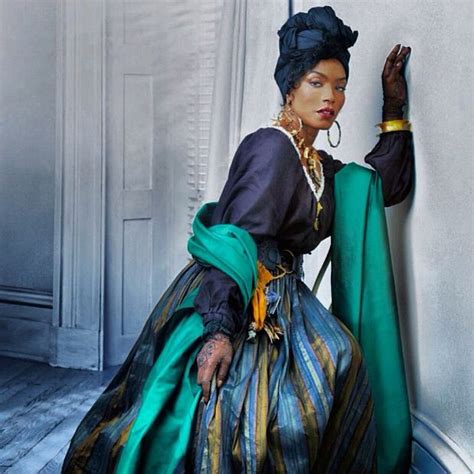 Angela Bassett American Horror Story Coven Voodoo Queen American Horror Story American