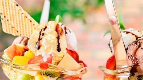 Receta de Ensalada de Frutas con Helado Exquisita y Fácil de Hacer