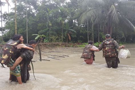 Assam Floods Indian Armys Flood Rescue Operations Team Saves In