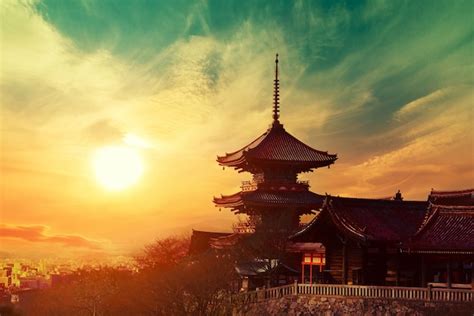 Premium Photo Magical Sunset Over Kiyomizudera Temple Kyoto Japan