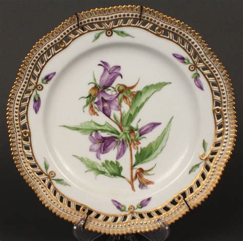 Lot 605: Royal Copenhagen Flora Danica Plate, Bellflower