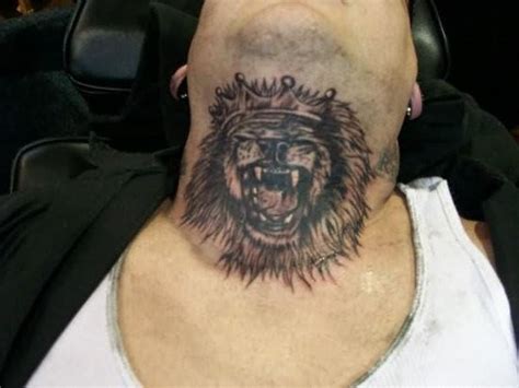 33 Impressive Lion Neck Tattoos