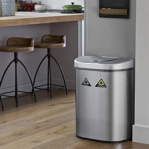 Top Best Trash Cans For Kitchen In