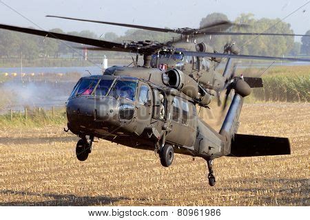 US Army Helicopters Image & Photo (Free Trial) | Bigstock