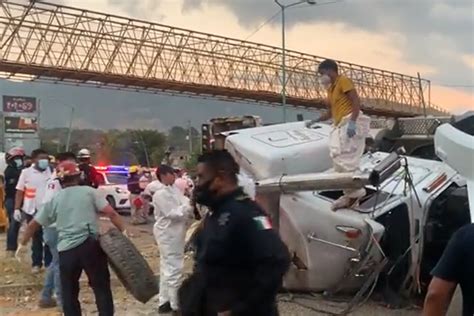 Con Un Mural Dan último Adiós A Migrantes Fallecidos En Accidente En