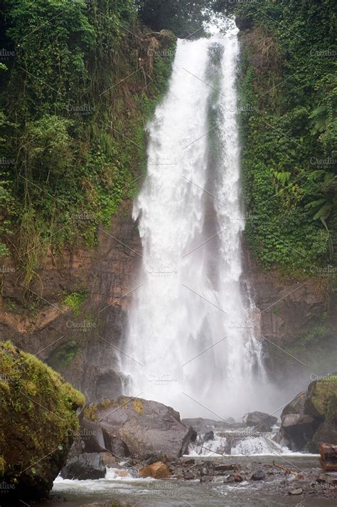 GitGit Waterfall, Bali, Indonesia | High-Quality Nature Stock Photos ...