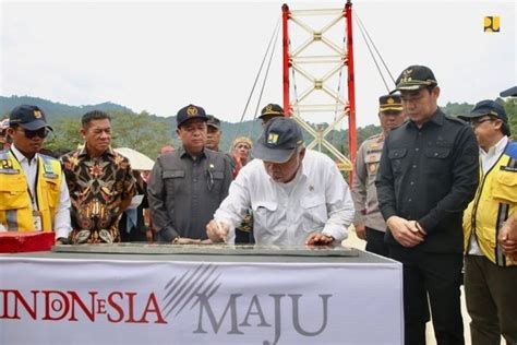 Telah Diresmikan Jembatan Gantung Sepan Kareho Buka Akses Warga Desa