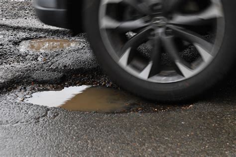 Wet weather causes number of pothole-related breakdowns to jump to five