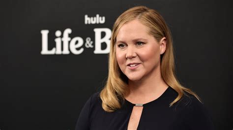 Amy Schumer Uses Oscars Cut Joke About Alec Baldwin Rust Shooting