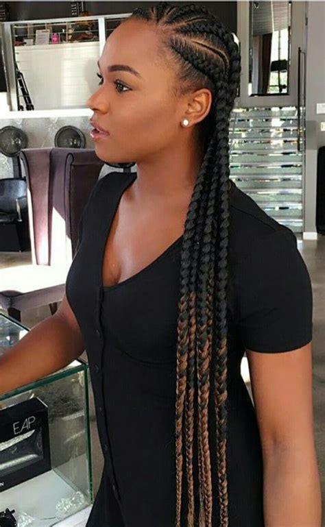 Tresses Coll Es Avec Rajouts Cheveux Cr Pus Naturels Feed In Braids