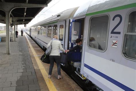 Pociągi PKP Intercity z obowiązkową rezerwacją miejsc Zmiana wejdzie w