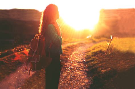 Wallpaper Sinar Matahari Wanita Matahari Terbenam Refleksi