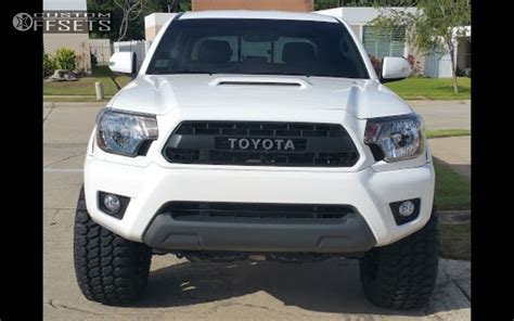 Wheel Offset 2015 Toyota Tacoma Aggressive 1 Outside Fender Suspension Lift 6 Custom Rims