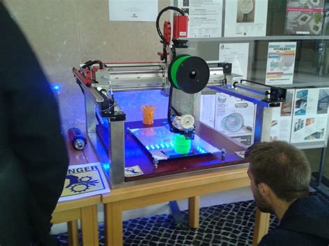 Buildersbot Cnc Router Is Also A D Printer Diy Cnc Router Diy Cnc