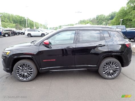 Diamond Black Crystal Pearl 2023 Jeep Compass Limited (Red) Edition 4x4 ...