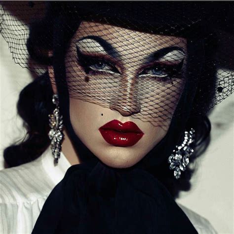 Goth Makeup Makeup Inspo Makeup Inspiration Hair Makeup Drag Queen Idea Violet Chachki