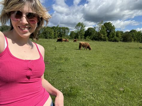 Nickels Nova - Nickels Nova updated her cover photo.