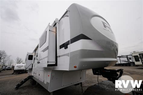 New 2022 Columbus River Ranch 392mb Fifth Wheel By Palomino At Rv Trailer