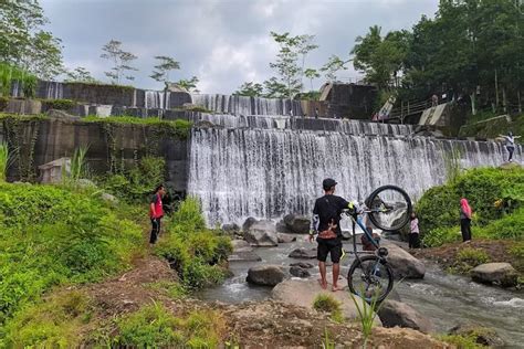 Surga Tersembunyi Di Jogja Grojogan Watu Purba Wisata Air Terjun Enam