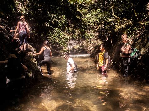 Caverna Do Diabo E Cachoeira Do Meus Deus