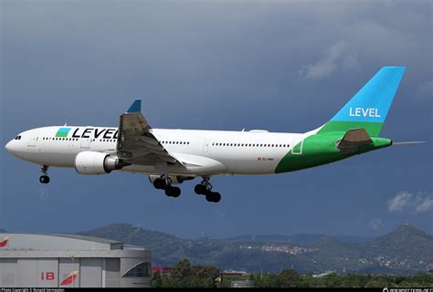 Ec Nnh Level Airbus A Photo By Ronald Vermeulen Id