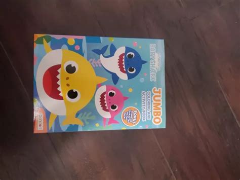 LIVRE DE COLORIAGE et d activités bébé requin pinkfong NEUF EUR 4 94