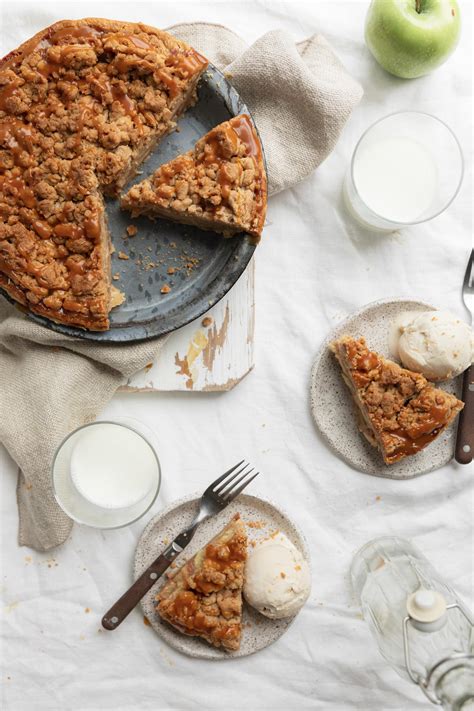 Dutch Caramel Apple Pie Broma Bakery