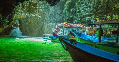 Pangandaran Surga Wisata Batu Karas Dan Green Canyon