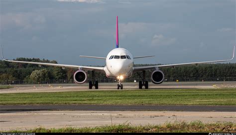 Ha Lxw Wizz Air Airbus A Wl Photo By Fryderyk Kastelnik Id