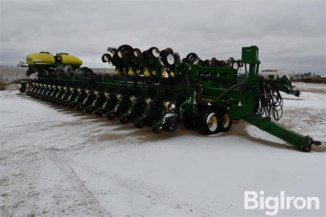 2010 John Deere Db120 48r30 Planter Bigiron Auctions