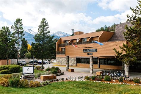 Dream Jobs at Jasper Hotels | Banff Jasper Collection by Pursuit