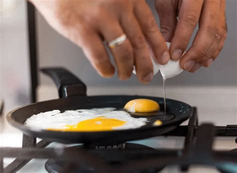 Was Mit Dem K Rper Passiert Wenn Sie Jeden Tag Eier Essen