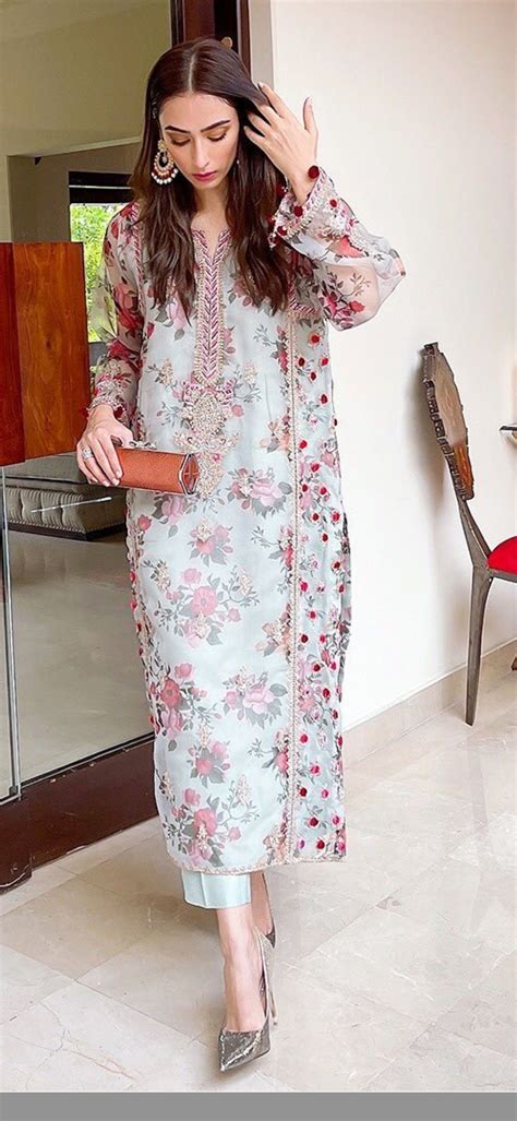 Pin By Weengas Latif On Quick Saves Pakistani Party Wear Dresses