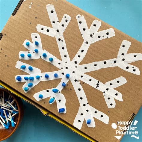 Q-Tip SnowFlake Craft For Kids - Happy Toddler Playtime