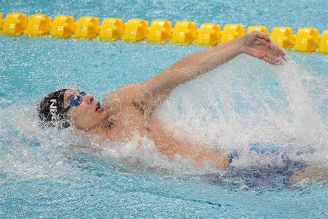 ＜杭州アジア大会＞競泳男子50メートル背泳ぎ決勝で銅メダルを獲得した入江（ap） ― スポニチ Sponichi Annex スポーツ