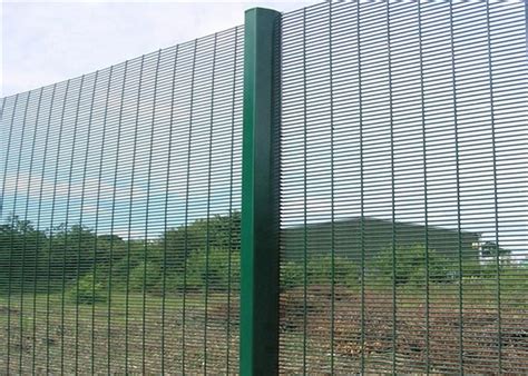 Galvanised Panels Wire 358 Security Fence Prison Mesh 243m High