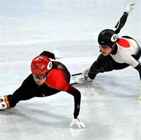 冬奥今日看点：短道女子1000米中国3将战强敌中国短道女队晋级3000米接力决赛3女将出战短道速滑1000米决赛肖恩·怀特