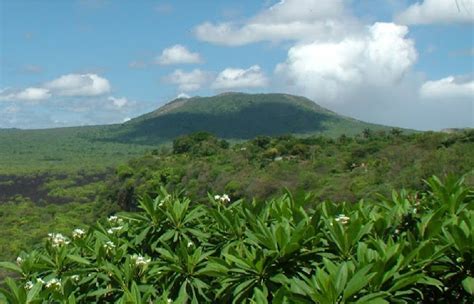 Subiendo Volcanes Subiendo al Volcán Masaya Masaya Nicaragua